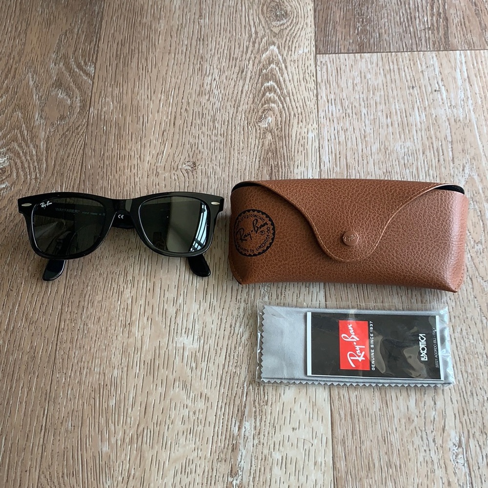 Ray-Ban Wayfarer Sunglasses